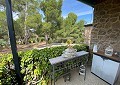 Atemberaubende traditionelle Villa mit 5 Schlafzimmern und 2 Bädern in 140.000 m2 Waldgebiet in Sax in Daft on Spain 