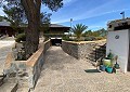 Atemberaubende traditionelle Villa mit 5 Schlafzimmern und 2 Bädern in 140.000 m2 Waldgebiet in Sax in Daft on Spain 