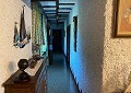 Atemberaubende traditionelle Villa mit 5 Schlafzimmern und 2 Bädern in 140.000 m2 Waldgebiet in Sax in Daft on Spain 