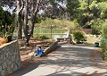 Atemberaubende traditionelle Villa mit 5 Schlafzimmern und 2 Bädern in 140.000 m2 Waldgebiet in Sax in Daft on Spain 