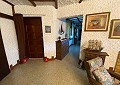 Atemberaubende traditionelle Villa mit 5 Schlafzimmern und 2 Bädern in 140.000 m2 Waldgebiet in Sax in Daft on Spain 