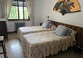 Atemberaubende traditionelle Villa mit 5 Schlafzimmern und 2 Bädern in 140.000 m2 Waldgebiet in Sax in Daft on Spain 