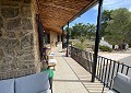 Atemberaubende traditionelle Villa mit 5 Schlafzimmern und 2 Bädern in 140.000 m2 Waldgebiet in Sax in Daft on Spain 