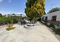 Finca de 4 chambres avec piscine et joli jardin à 10 minutes à pied de la ville de Sax in Daft on Spain 