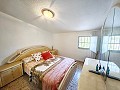 Spacious 230 m² Cave House with Mountain Views Near Pinoso in Daft on Spain 