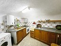 Spacious 230 m² Cave House with Mountain Views Near Pinoso in Daft on Spain 