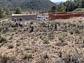 Large plot with an incomplete build in Daft on Spain 