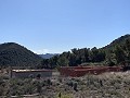 Large plot with an incomplete build in Daft on Spain 