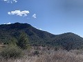 Large plot with an incomplete build in Daft on Spain 
