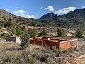Large plot with an incomplete build in Daft on Spain 