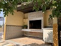 Villa met privézwembad, 3 slaapkamers, aparte garage en olijfbomen in Daft on Spain 