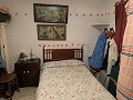 Villa met privézwembad, 3 slaapkamers, aparte garage en olijfbomen in Daft on Spain 