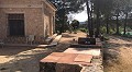 Preciosa finca de 4 dormitorios y 1 baño fuera de la red en Almansa. in Daft on Spain 