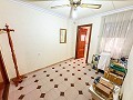 Wonderful Town House with Business Opportunity in Elda in Daft on Spain 