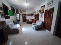 Belle maison de campagne de 6 chambres et 1 salle de bain à Yecla. in Daft on Spain 