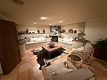 Preciosa villa de 4 dormitorios y 2 baños en una de las zonas más prestigiosas de Elda. in Daft on Spain 