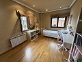 Preciosa villa de 4 dormitorios y 2 baños en una de las zonas más prestigiosas de Elda. in Daft on Spain 
