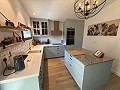 Exklusive Villa mit 4 Schlafzimmern und 3 Bädern in Loma Bada Petrer. in Daft on Spain 