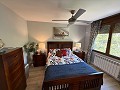 Exklusive Villa mit 4 Schlafzimmern und 3 Bädern in Loma Bada Petrer. in Daft on Spain 