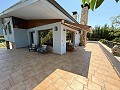 Exklusive Villa mit 4 Schlafzimmern und 3 Bädern in Loma Bada Petrer. in Daft on Spain 