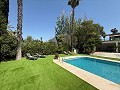 Exklusive Villa mit 4 Schlafzimmern und 3 Bädern in Loma Bada Petrer. in Daft on Spain 