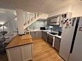 Exklusive Villa mit 4 Schlafzimmern und 3 Bädern in Loma Bada Petrer. in Daft on Spain 