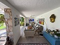 Exklusive Villa mit 4 Schlafzimmern und 3 Bädern in Loma Bada Petrer. in Daft on Spain 