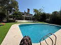 Exklusive Villa mit 4 Schlafzimmern und 3 Bädern in Loma Bada Petrer. in Daft on Spain 