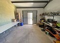 Villa mit 3 Schlafzimmern und 2 Bädern sowie Gästehaus mit 3 Schlafzimmern und 1 Bad in Salinas. in Daft on Spain 