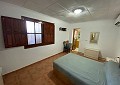 Villa mit 3 Schlafzimmern und 2 Bädern sowie Gästehaus mit 3 Schlafzimmern und 1 Bad in Salinas. in Daft on Spain 
