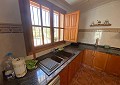 Villa mit 3 Schlafzimmern und 2 Bädern sowie Gästehaus mit 3 Schlafzimmern und 1 Bad in Salinas. in Daft on Spain 