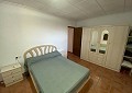 Villa mit 3 Schlafzimmern und 2 Bädern sowie Gästehaus mit 3 Schlafzimmern und 1 Bad in Salinas. in Daft on Spain 