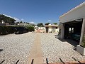 Prachtig landhuis met 5 slaapkamers en 3 badkamers (verdeeld in 2 woningen) in Castalla. in Daft on Spain 