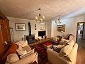 Prachtig landhuis met 5 slaapkamers en 3 badkamers (verdeeld in 2 woningen) in Castalla. in Daft on Spain 