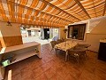 Prachtig landhuis met 5 slaapkamers en 3 badkamers (verdeeld in 2 woningen) in Castalla. in Daft on Spain 