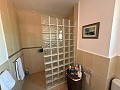 Prachtig landhuis met 5 slaapkamers en 3 badkamers (verdeeld in 2 woningen) in Castalla. in Daft on Spain 