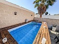 Villa mitoyenne de 4 chambres à Petrer avec piscine privée in Daft on Spain 