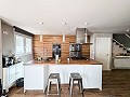 Villa mitoyenne de 4 chambres à Petrer avec piscine privée in Daft on Spain 