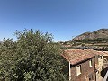 Amazing 4 bedroom 3 bathroom townhouse with castle views in Petrer in Daft on Spain 