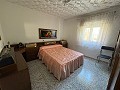 Amazing 4 bedroom 3 bathroom townhouse with castle views in Petrer in Daft on Spain 