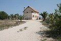 Belle finca espagnole authentique de 4 chambres et 2 salles de bain avec maison d'hôtes à Pinoso. in Daft on Spain 