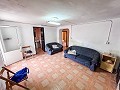 Acogedora Casa de Pueblo de 2 Habitaciones + Garaje en Cañada de la Leña in Daft on Spain 