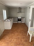 Stadswoning met 3 slaapkamers, terras, garage en tuin in Daft on Spain 