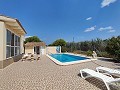 Belle villa espagnole de 3 chambres avec piscine à Fortuna. in Daft on Spain 