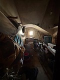 Amplia casa con garaje y gran parcela: Una casa con grandes posibilidades in Daft on Spain 