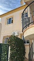 Schönes Apartment mit 2 Schlafzimmern und 1 Bad in Villamartin. in Daft on Spain 