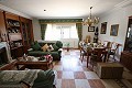 Gran casa independiente de 9 dormitorios en la ciudad, ideal para negocios in Daft on Spain 