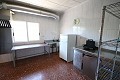 Massives Stadthaus mit Geschäftsmöglichkeit in Monovar in Daft on Spain 