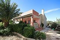 Freistehende Villa in Monovar mit zwei Gästehäusern und einem Pool in Daft on Spain 
