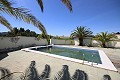 Gran Casa de Campo con negocio de mármol y plantación de uva in Daft on Spain 